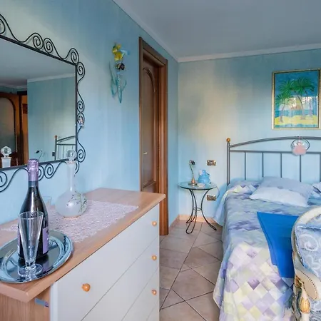 L'angolo Delle Peonie Cannobio